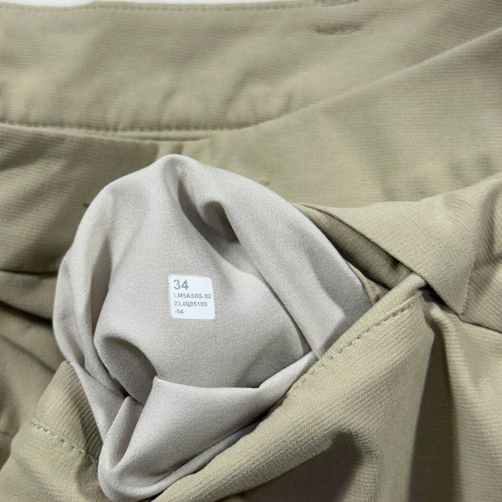 lululemon athletica Men's Beige Cargo Pants - Picture 6 of 10
